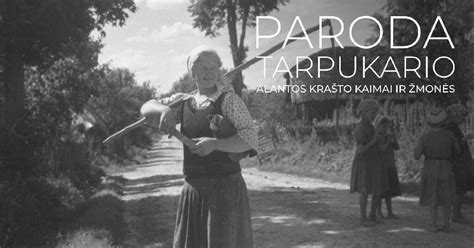 Istorinė nuotrauka: žmonės perka duoną tarpukario kepyklėlėje
