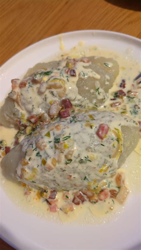 Šviežiai paruošti lietuviški patiekalai kavinėje „Klajūnė“