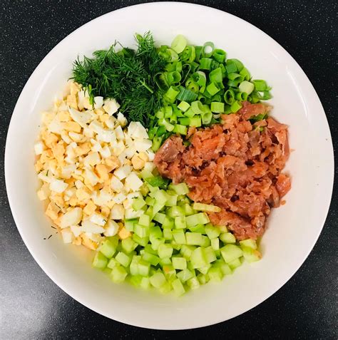 Rūkyta lašiša su kiaušiniais