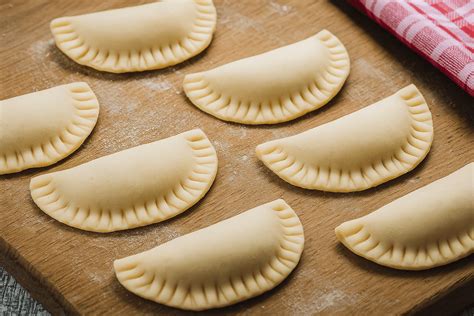 Schema: tešlos paruošimo eiga ir ingredientai