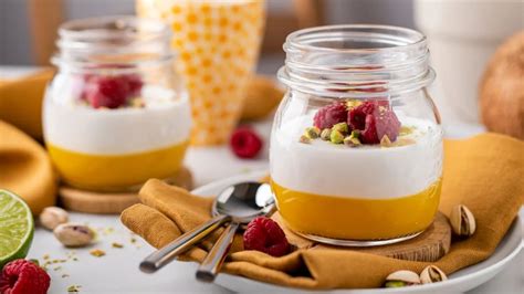 Įvairūs gaivūs desertai