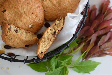 Visų ingredientų paruošimas avižiniams sausainiams