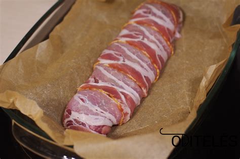 Kiaulienos išpjova, apvyniota šonine