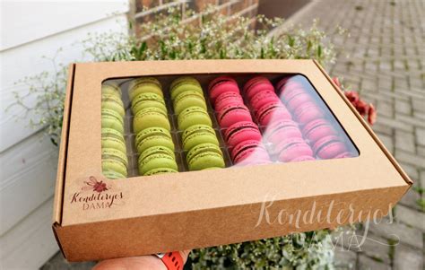 Įvairiaspalviai prancūziški Macaron sausainiai