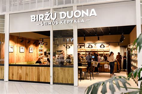 Firminė „Biržų duonos“ parduotuvė