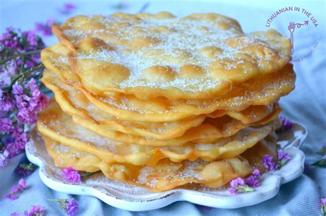 Meksikietiški buñuelos su cukraus pabarstukais