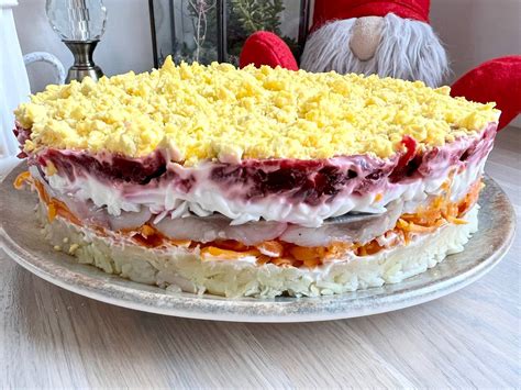 Silkių tortas - gražus ir patrauklus Kūčių stalo patiekalas