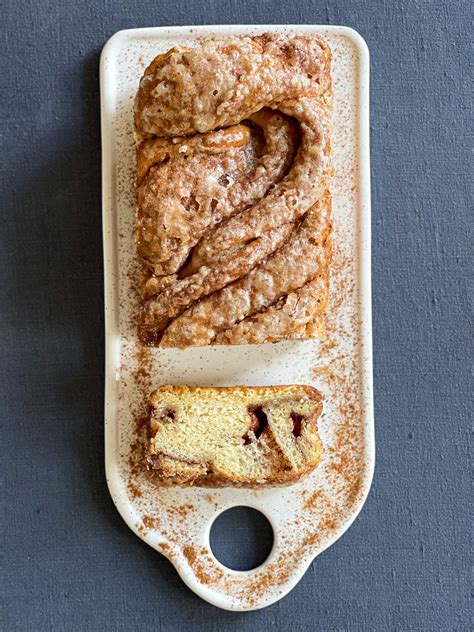 Cinamoninė babka su sirupu