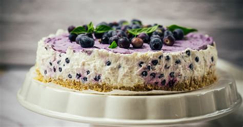 gaivus jogurtinis tortas su mėlynėmis