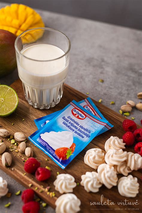 Grietinėlės standiklio pakuotė ir ingredientai