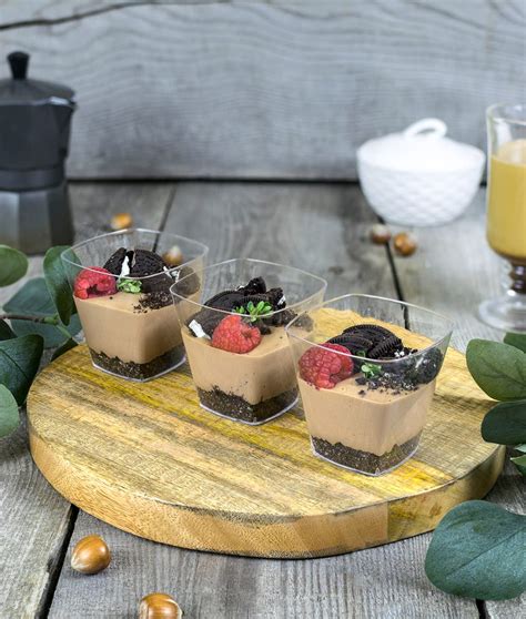 Mini desertai su Oreo ir morengais