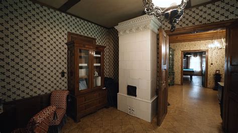 Senovinis dvaro interjeras su virtuvės atributika