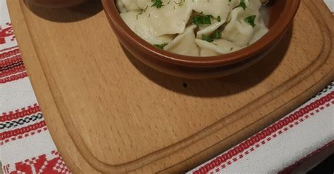 Ukrainietiškų virtinukų (varenyky) asorti
