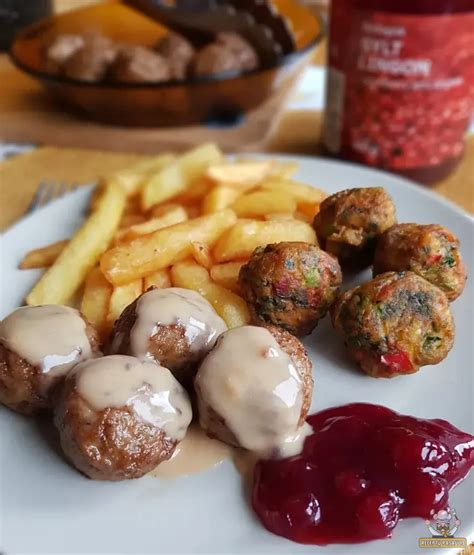 Sultingi mėsos kukuliai su manų kruopomis