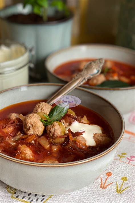 Aštriai rūgščios sriubos pagrindiniai ingredientai