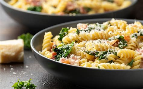 Nuotrauka patiekalo makaronai su kopūstais ir šonine