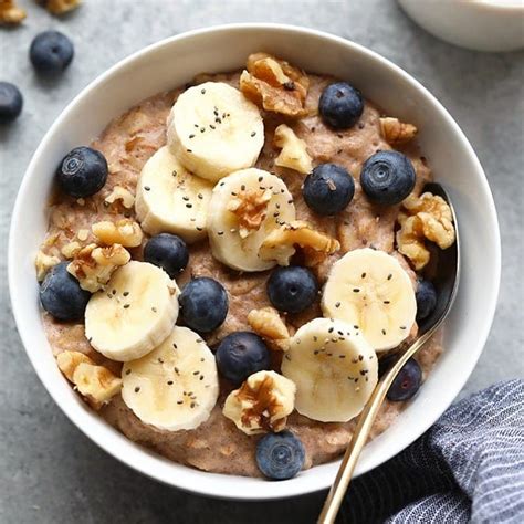 Healthy breakfast oatmeal