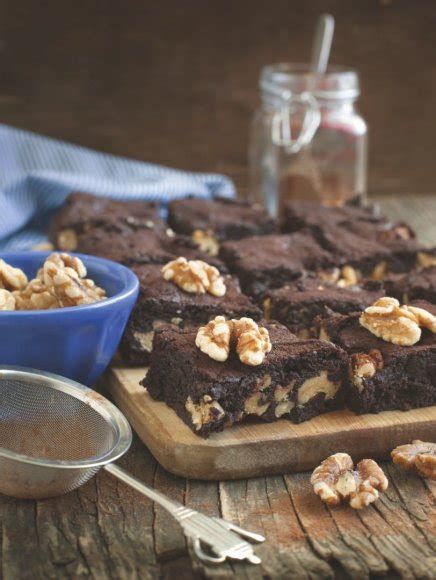 Šokoladainis su kava ir riešutais