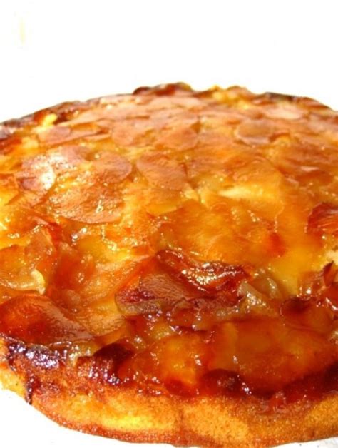 Slovakiškas obuolių pyragas - paruoštas ir apverstas