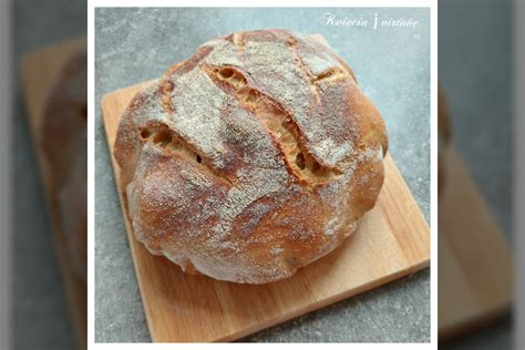 Sourdough duona su traškia plutele