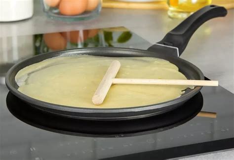 Optimalios keptuvės parinkimas ir blynų kepimas