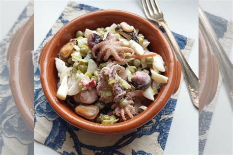 Indelis su kinų kopūstais ir jūros gėrybėmis