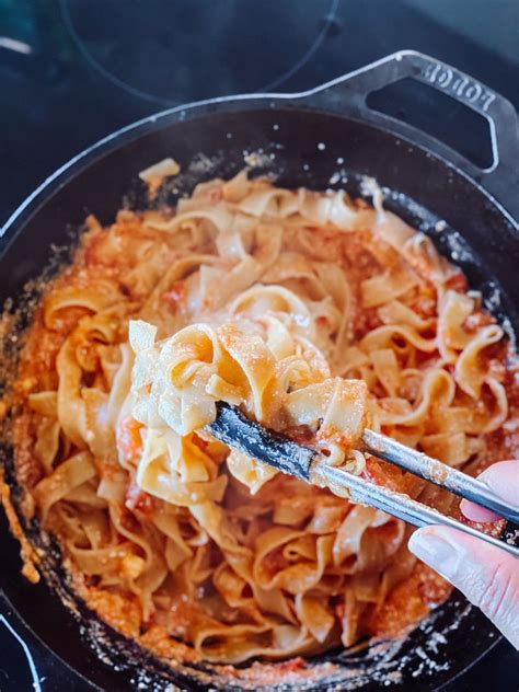 Makaronai su padažu