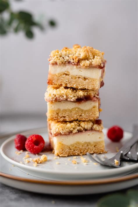 Trupininis pyragas su varške, aguonomis ir abrikosais