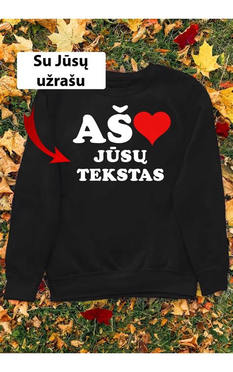Sena nuotrauka su didžiuliu moliūgu ir užrašu 