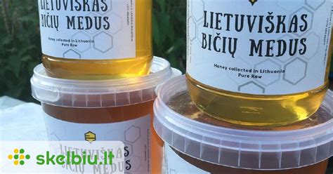 Įvairių rūšių natūralus medus stiklainiuose