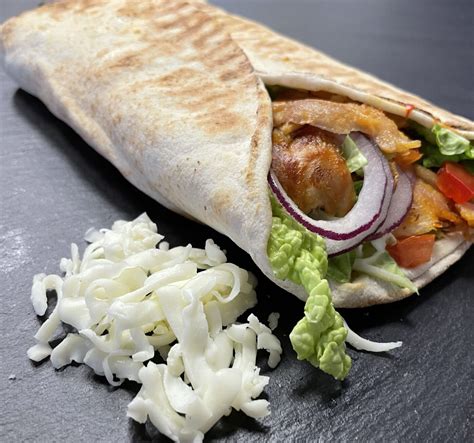 Kebabas su siriška pita duona