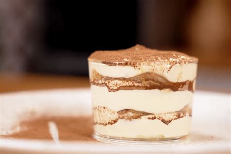 Klasikinio Tiramisu gaminimo eiga žingsnis po žingsnio