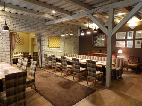 Dienos pietų stalas Nykščio namų restorane