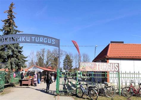 Vietinio ūkininkų turgaus vaizdas