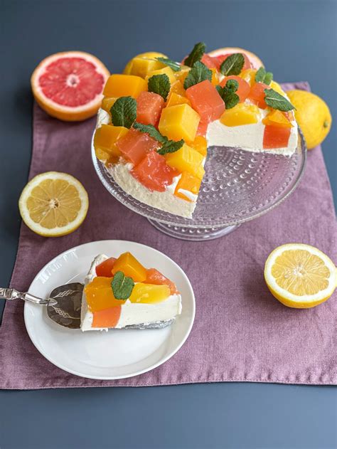 Įvairiaspalviai želė gabaliukai