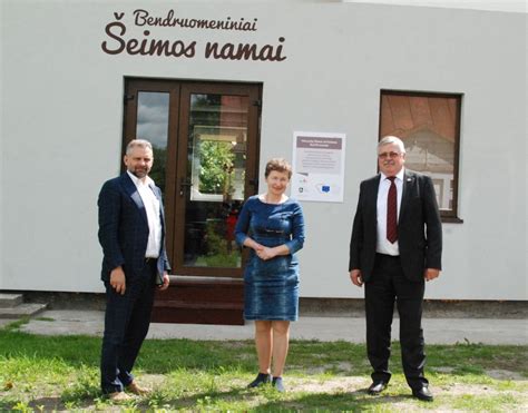 Batutai Šilutės šeimos skvere