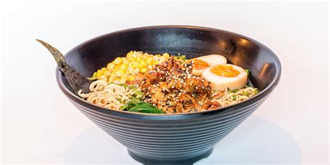 Įvairių ramen sriubų asortimentas
