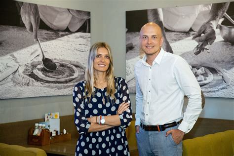 Tado Karoso šeimos indėlis į „Čili Holdings“ valdymą