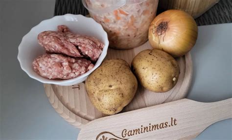 Įvairūs priedai, gerinantys raugintų kopūstų skonį