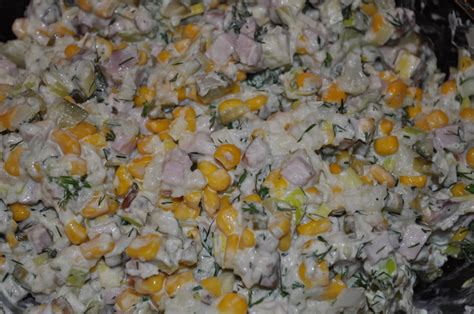 Mišrainės ingredientai dubenyje