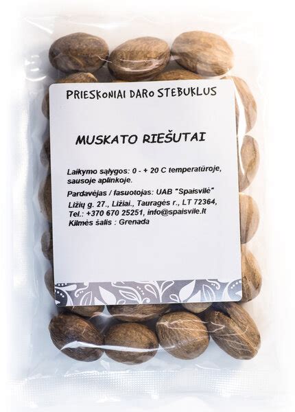 Muskato riešutas ir vanilės ankštis