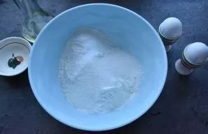 Druskos tešlos ingredientai ir jų maišymas