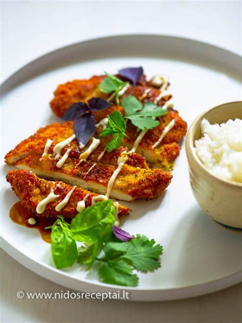Vištienos šnicelio su wasabi ir sezamų aliejumi nuotrauka