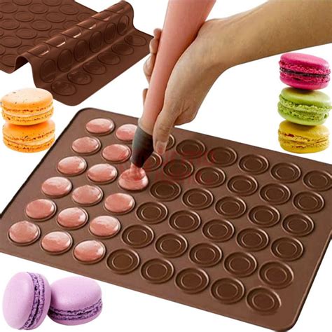 Macarons formavimo ir kepimo eiga