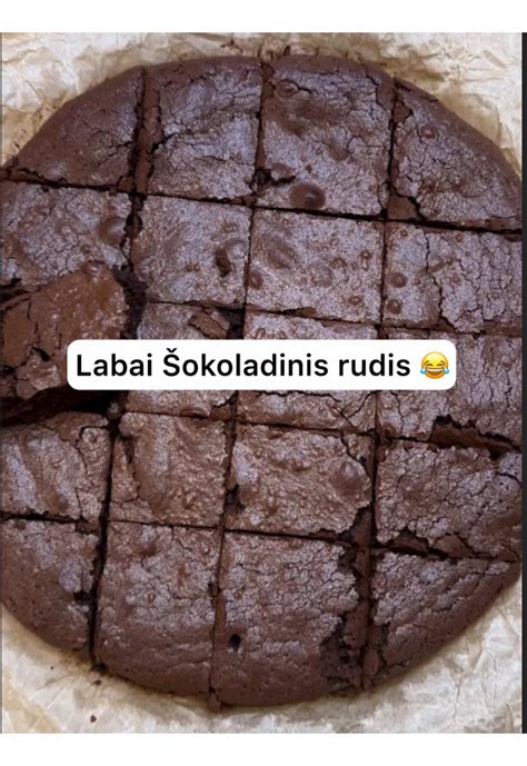 Šokolado ir sviesto tirpdymas ant garų vonelės