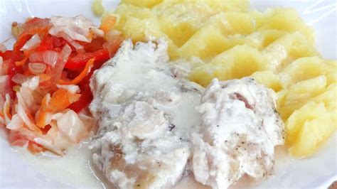 Žuvies kaulai ir daržovės sultinio virimui