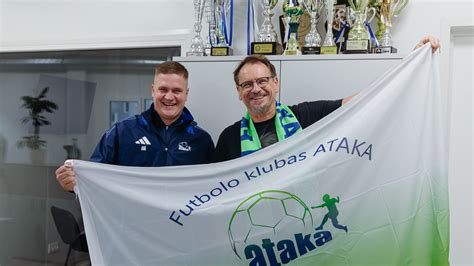 Senojo futbolo klubo 