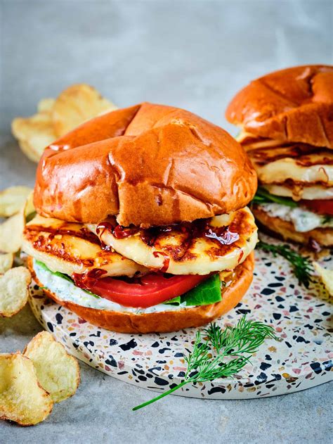 Halloumi mėsainis