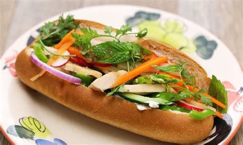 Įvairių rūšių Banh Mi sumuštiniai