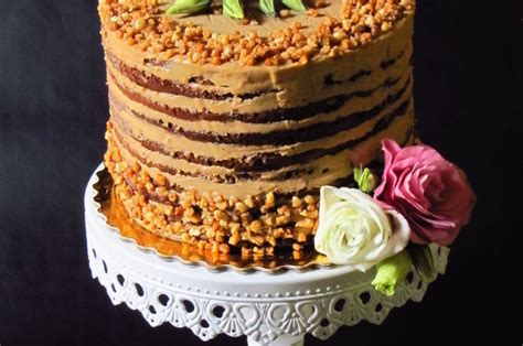 Šokoladinis karamelinis maskarponės sūrio tortas su kava